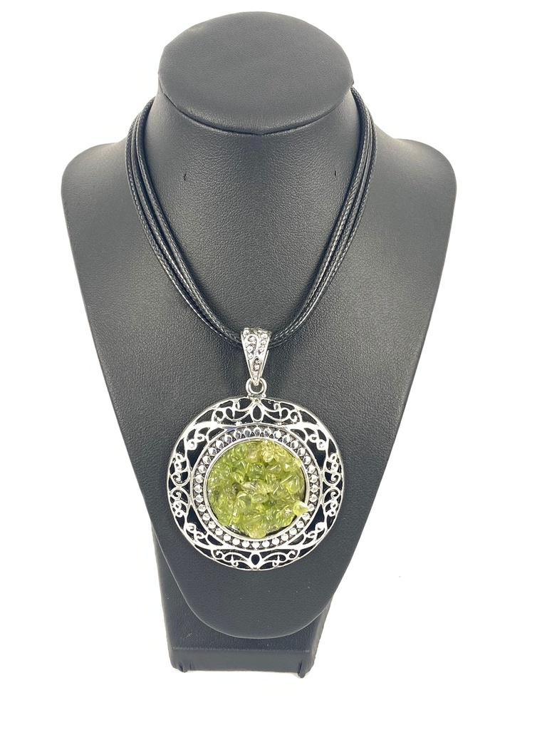 ALLOY+OLIVINE+CORD NECKLACE