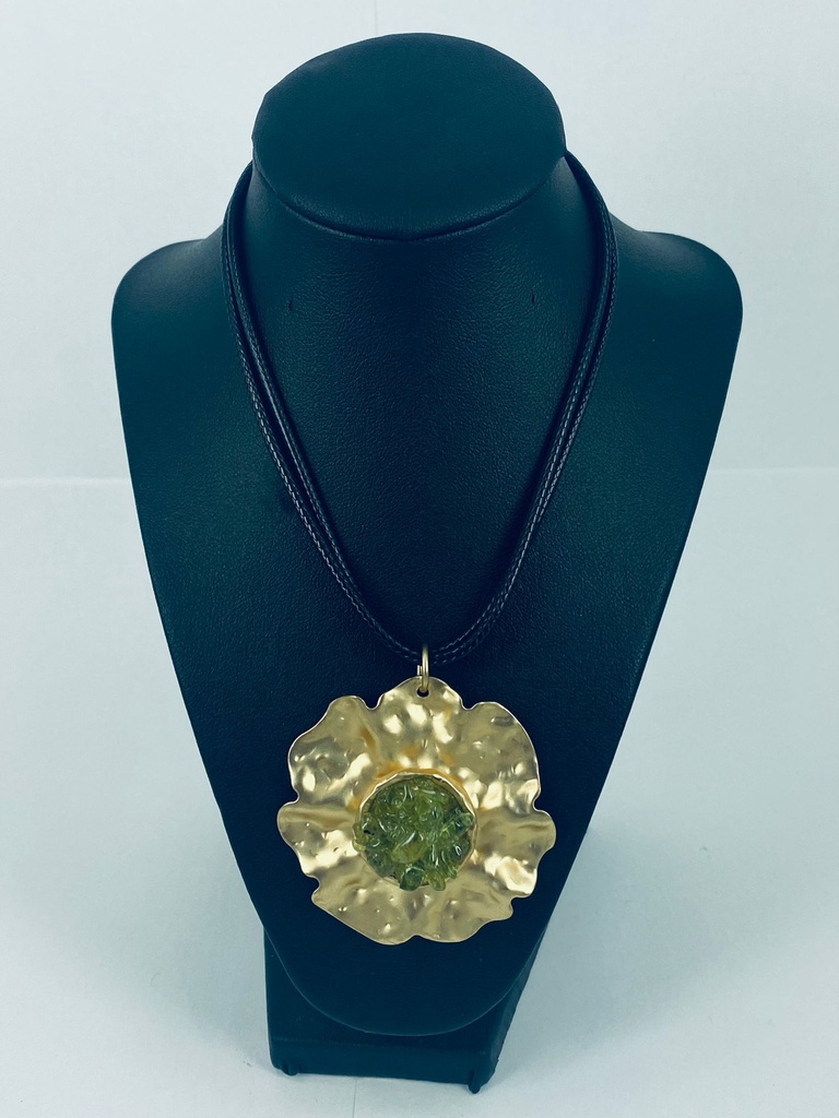 ALLOY+OLIVINE+CORD NECKLACE